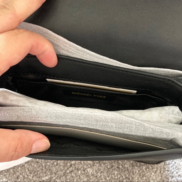 Michael Kors mini chain crossbody bag stud black leather NWT - Picture 10 of 12